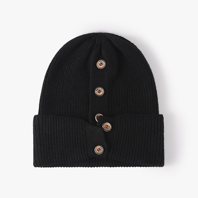 Round button knit hat